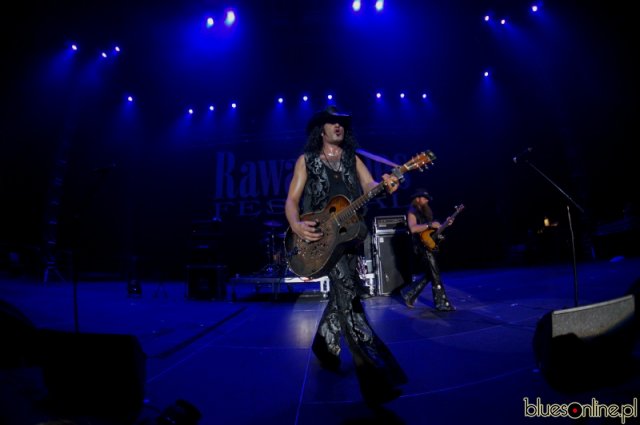 Eric Sardinas &amp; Big Motor (8)